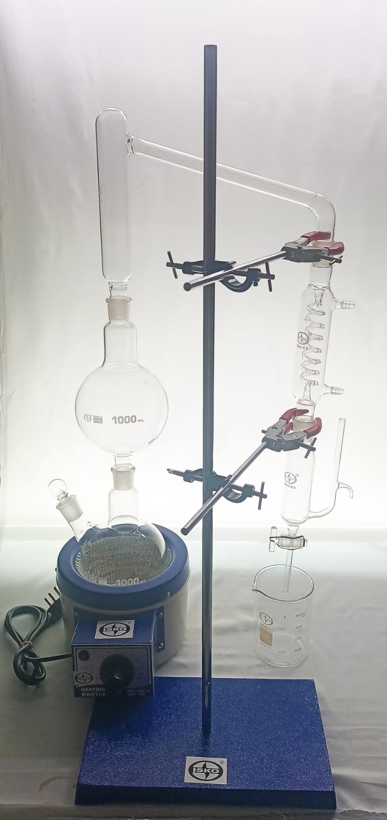 Steam distillation apparatus